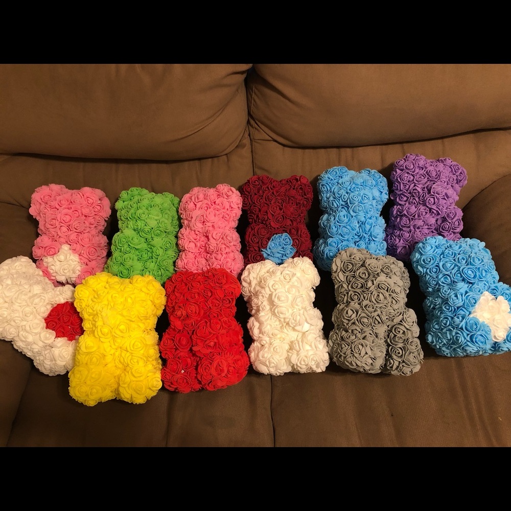 Rose teddy bears